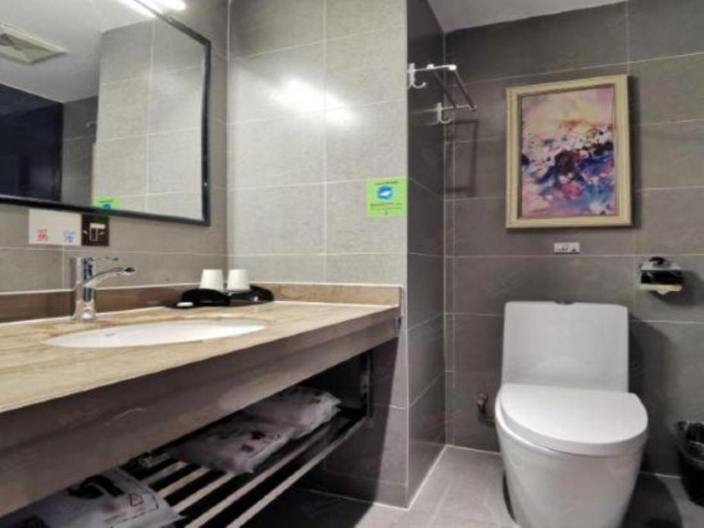T Social Hotel Guangzhou Railway Station Branch Exterior foto