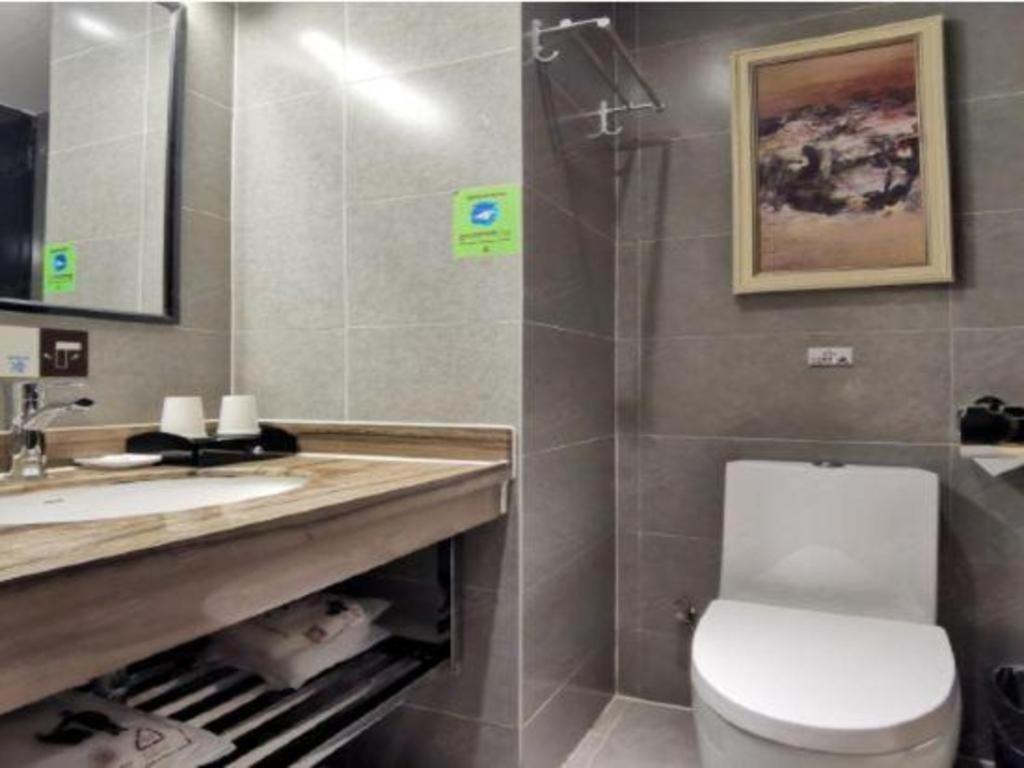 T Social Hotel Guangzhou Railway Station Branch Exterior foto